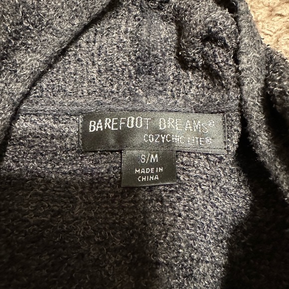 Barefoot Dreams cardigan - Picture 2 of 4